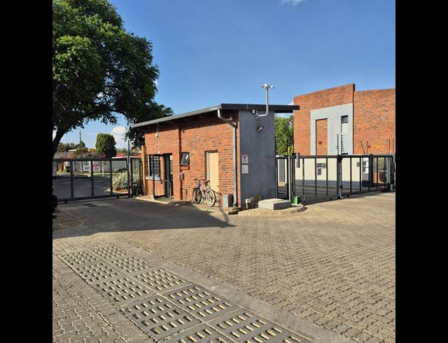 2 BEDROOM PROPERTY TO RENT IN RAVENSWOOD